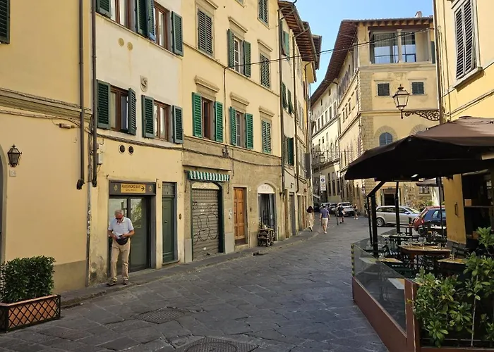 Charming House In San Niccolo